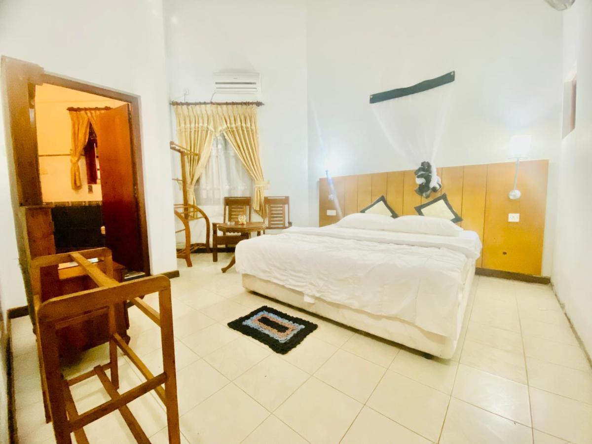 Hikka Paradise Guest House Хиккадува Экстерьер фото