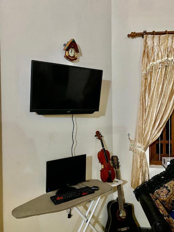 Hikka Paradise Guest House Хиккадува Экстерьер фото