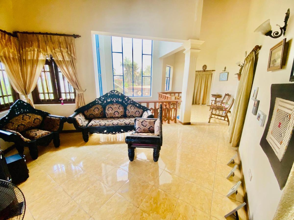Hikka Paradise Guest House Хиккадува Экстерьер фото