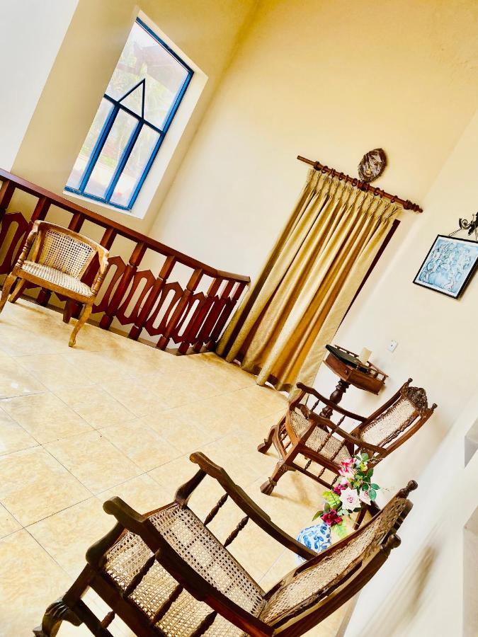 Hikka Paradise Guest House Хиккадува Экстерьер фото