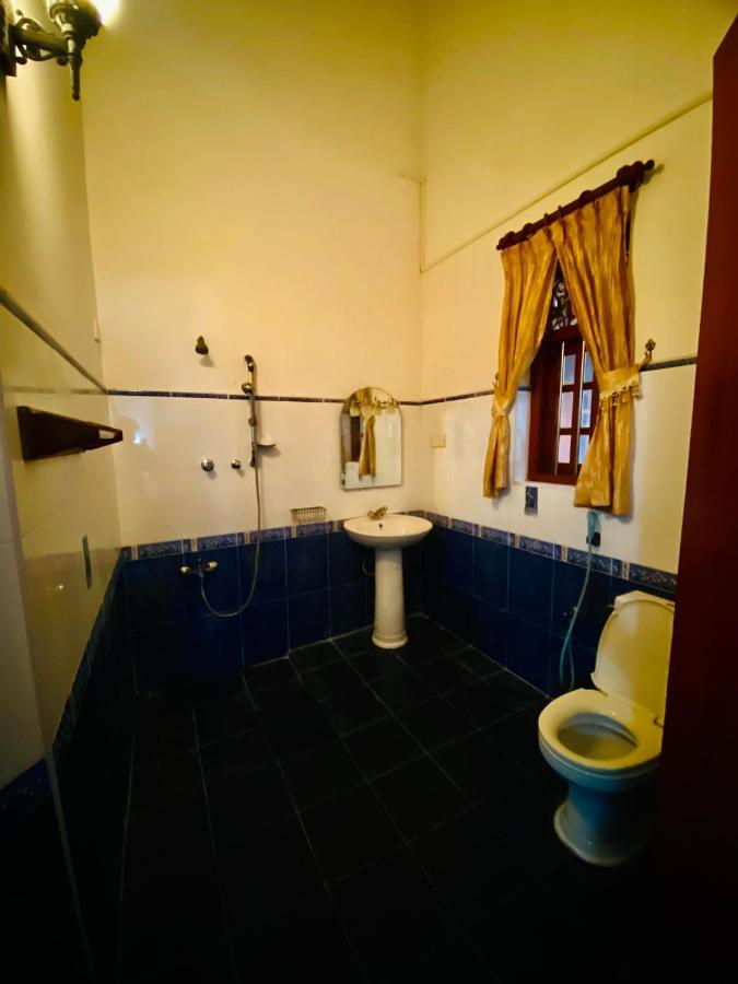 Hikka Paradise Guest House Хиккадува Экстерьер фото